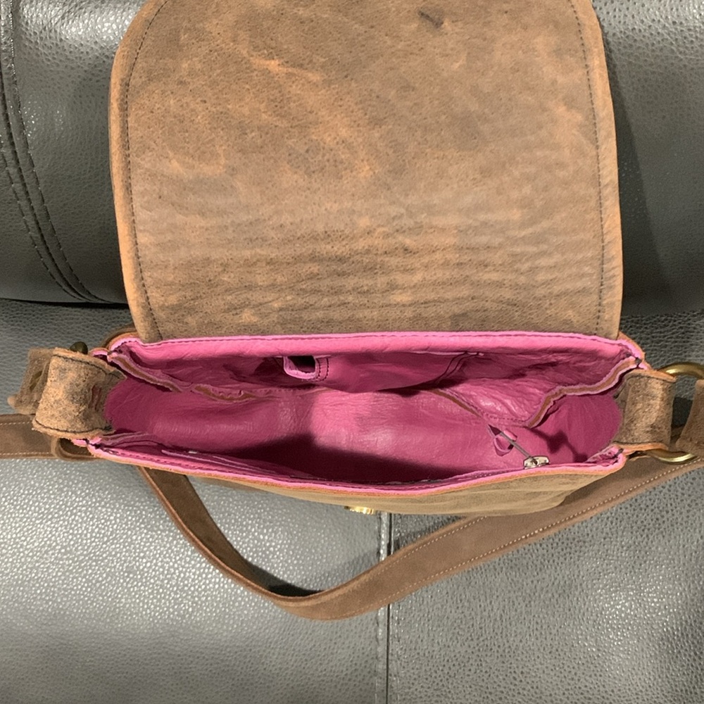 Twelve Six Handmade Leather Concealed Carry Purse - Picture 6 of 16